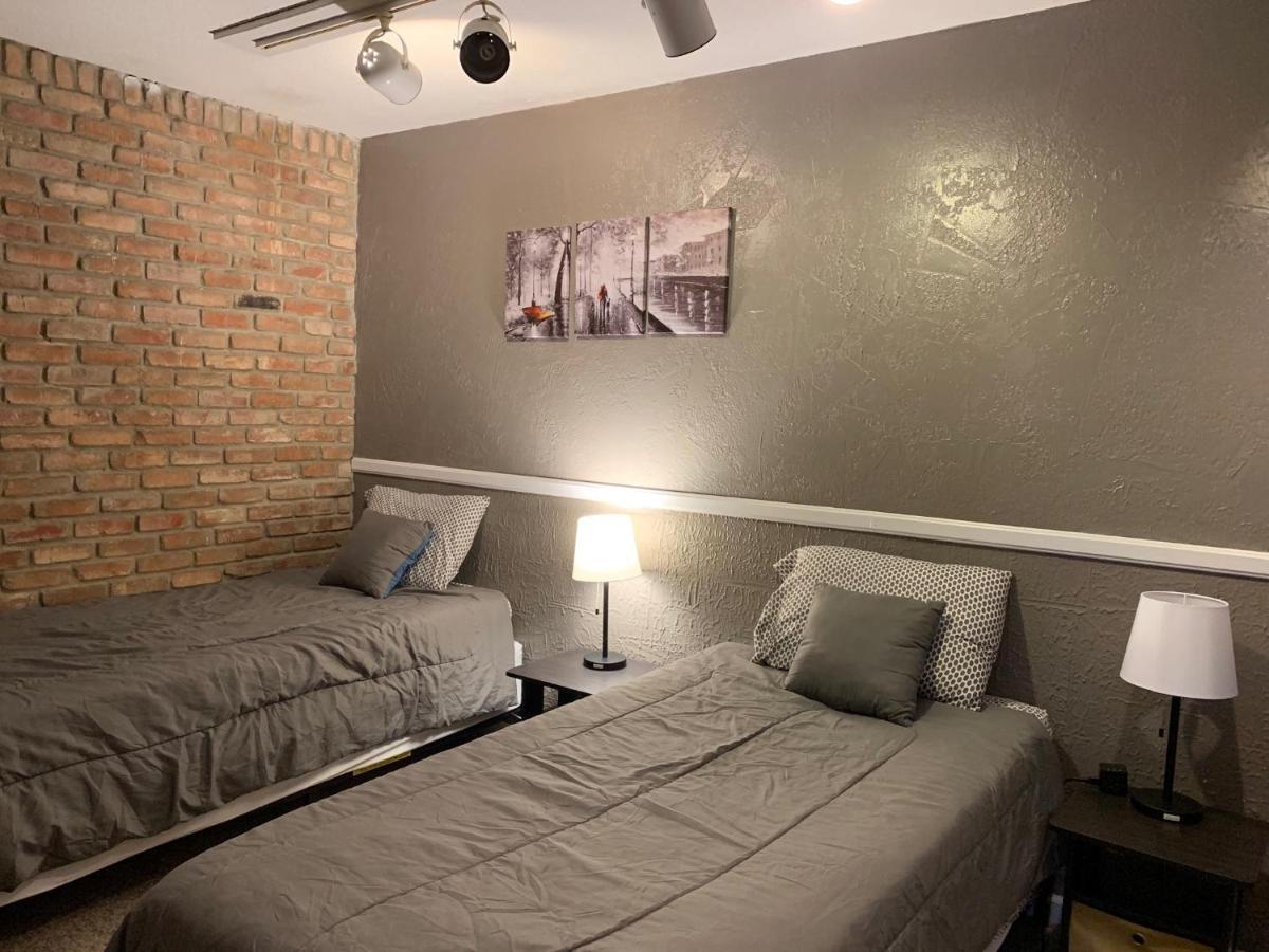 Country Livin Hostel Карлсбад Екстериор снимка